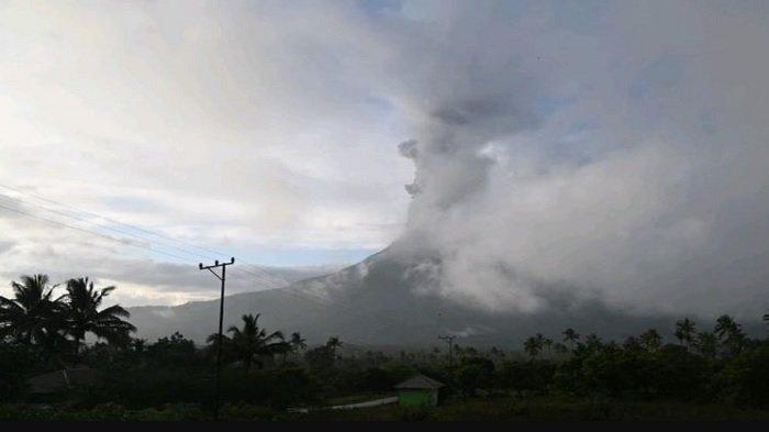 Gunung Lewotobi Meletus Lagi, Warga Diimbau Waspada