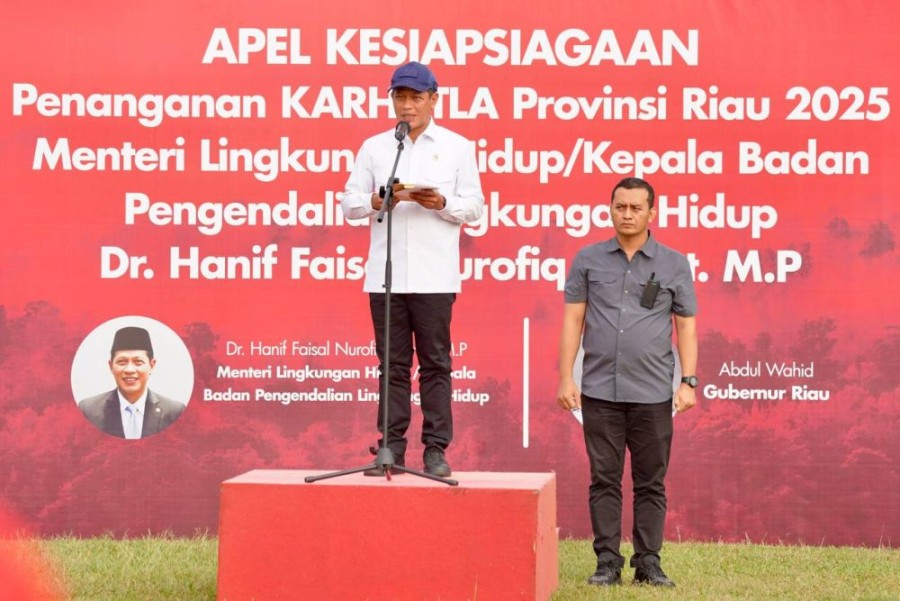 Hanif Lepas 200 Relawan Atasi Karhutla Riau