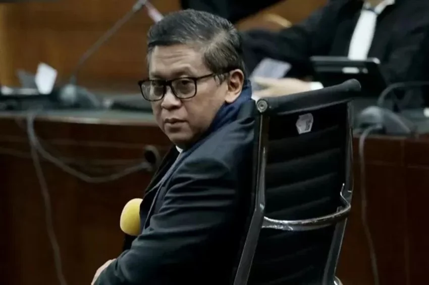 Hasto Bacakan Pleidoi Usai Dituntut 7 Tahun