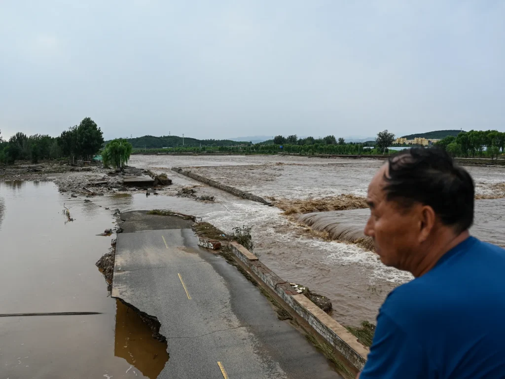 Banjir Beijing Tewaskan 30 Warga, 80.322 Warga Dievakuasi