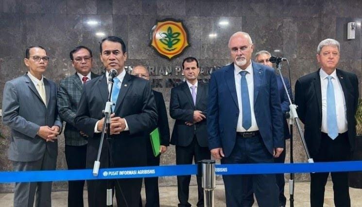Indonesia Kirim 10.000 Ton Beras untuk Palestina