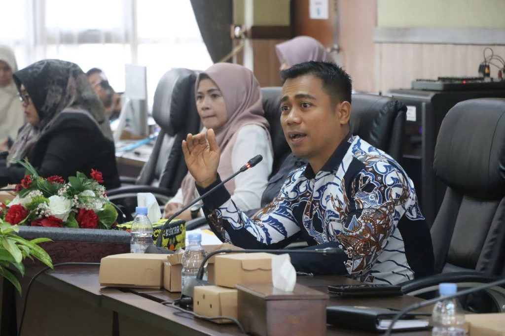 Insentif Guru Swasta Akan Naik? DPRD Kukar Buka Peluang