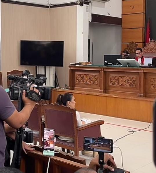 Nikita dan Mail Bacakan Eksepsi di PN Jaksel