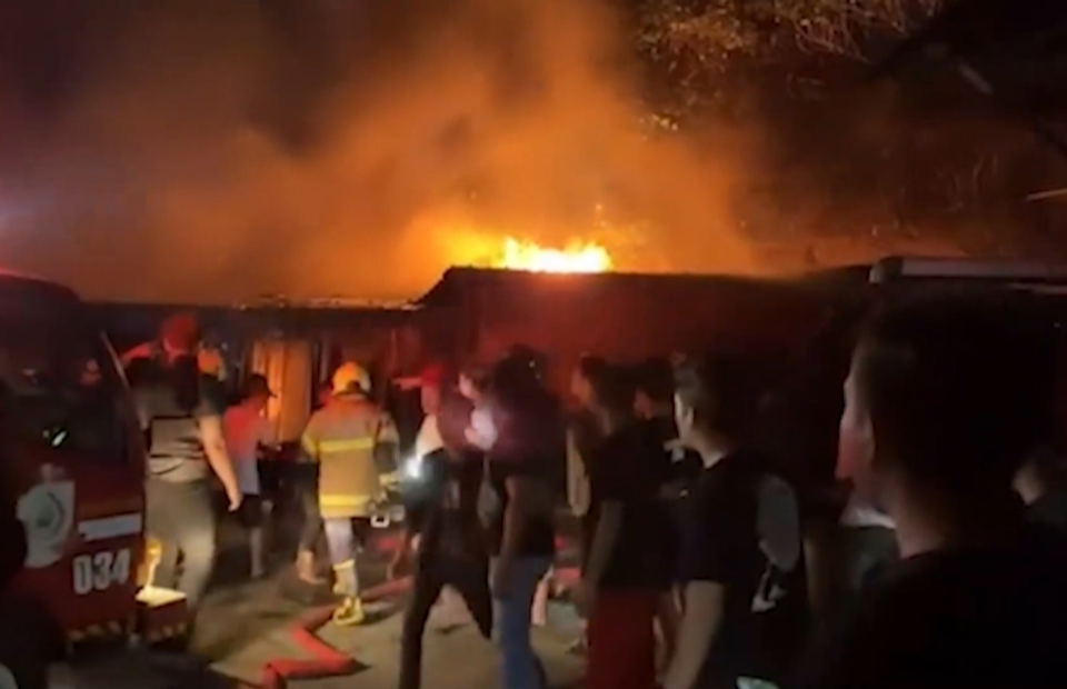 Posko Jatanras Polrestabes Makassar Terbakar Hebat