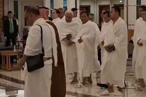 Prabowo Jalani Umrah di Tengah Kunjungan ke Arab Saudi