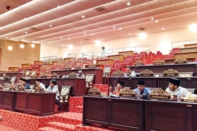 Rapat di Luar Kota, DPRD Sumenep Dikritik Boros Anggaran