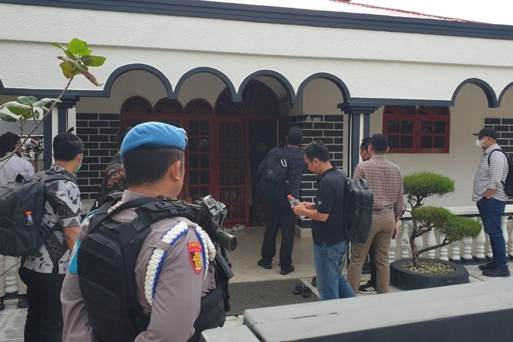 Rumah Kontraktor Kirun Digeledah KPK