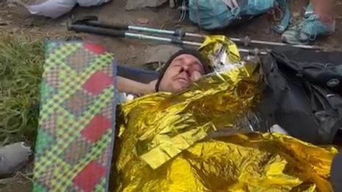 Turis Swiss Terjatuh di Rinjani, Alami Luka Serius
