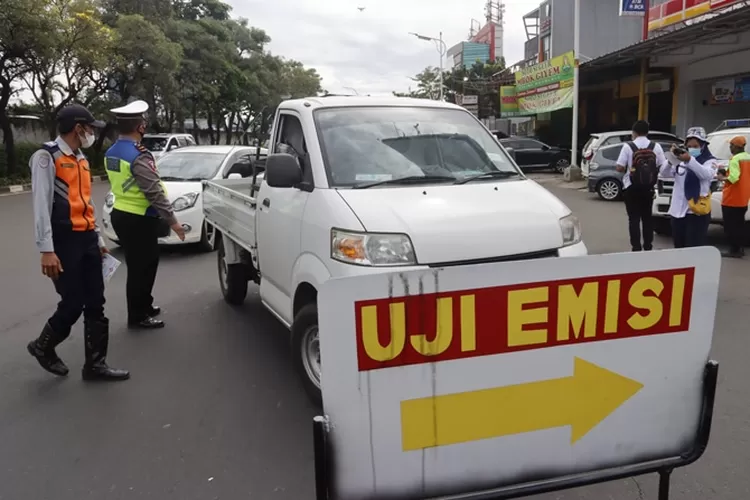 Pemkot Semarang Lakukan Uji Emisi Kendaraan