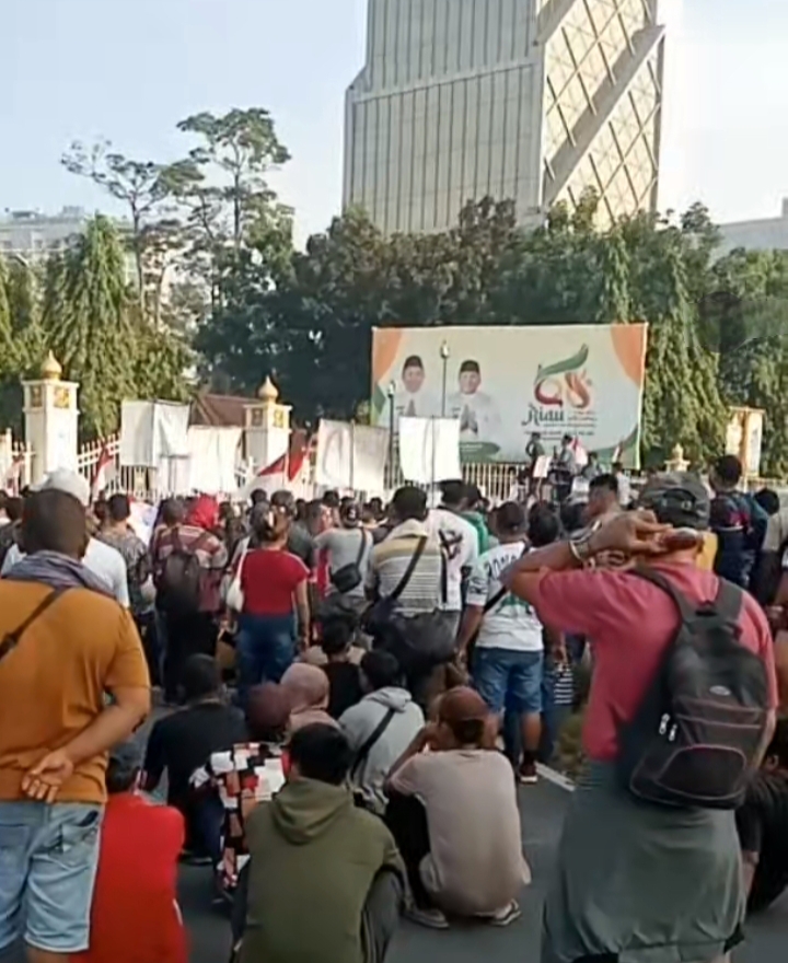 Warga Pelalawan Tolak Relokasi dari TNTN