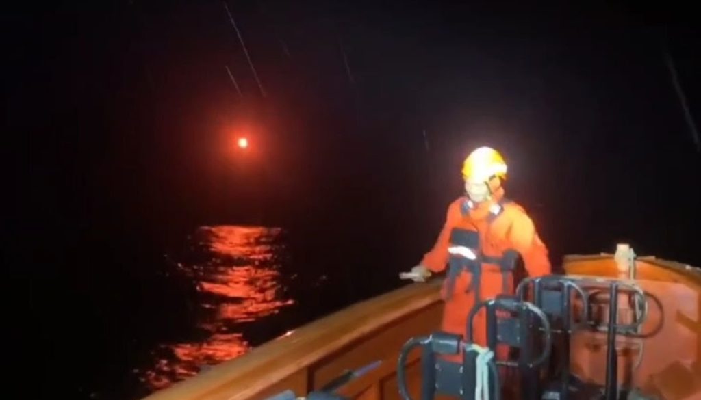 Kecelakaan Boat di Selat Sipora, Penumpang Hilang
