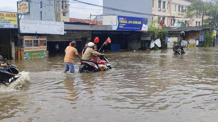 Puri Kembangan Tergenang, Akses Ciledug Lumpuh