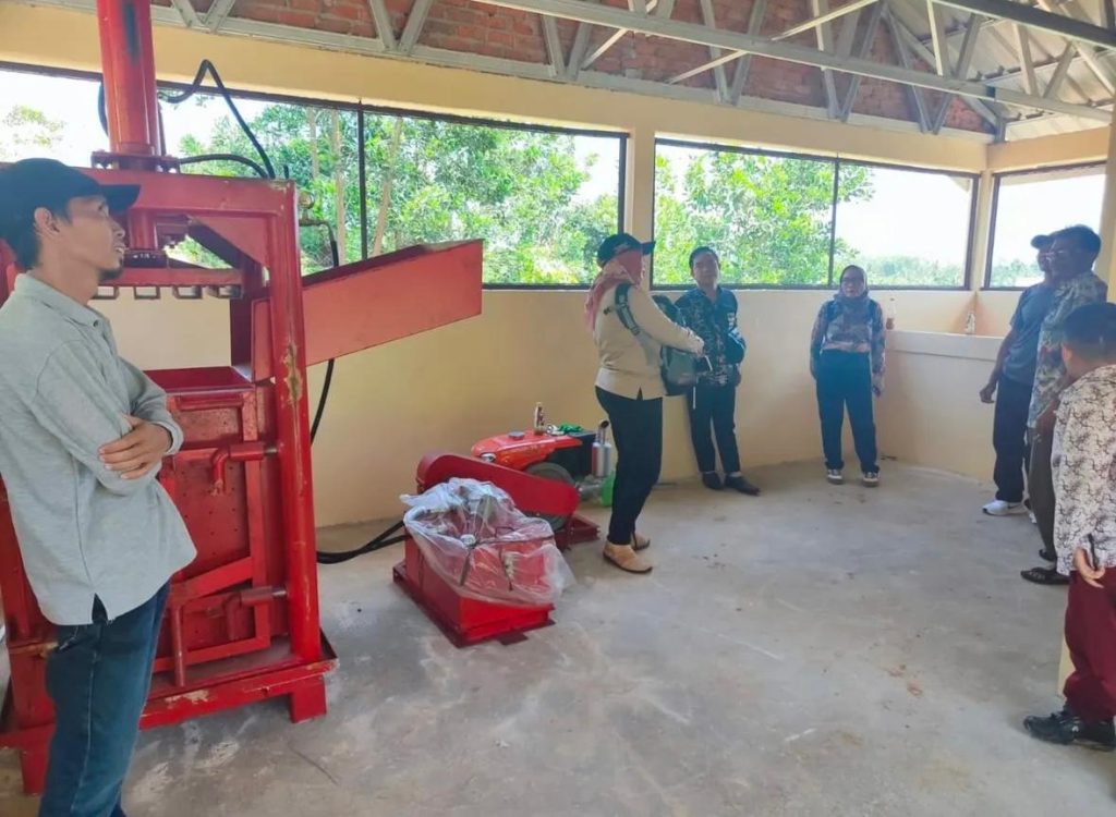Sampah Nonorganik Diolah, Warga Bukit Biru Raup Cuan Tambahan