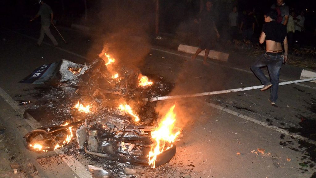 Pesta Keagamaan Ricuh, 3 Motor Dibakar dan 1 Dicuri