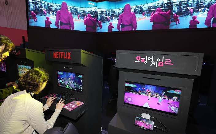 FOTO: ‘Squid Game’ Mengambil Alih Seoul