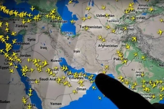 Langit Kosong: Maskapai Hindari Rute Iran-Israel