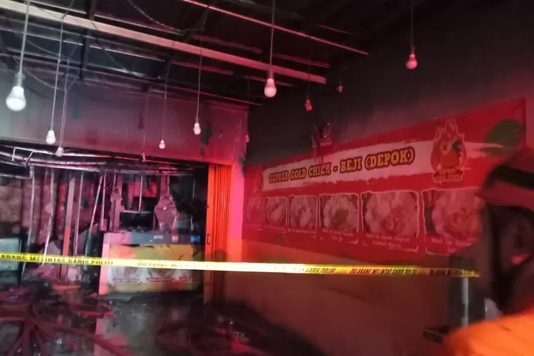 Kebakaran Kios di Depok, Dua Korban Keracunan Asap