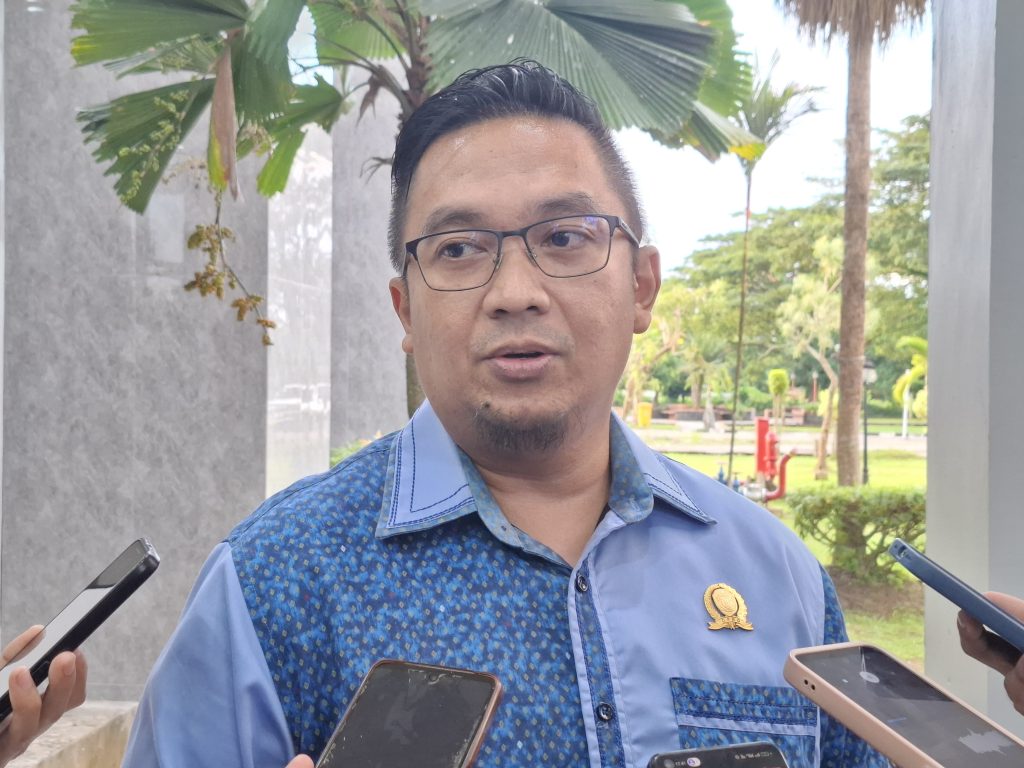 Nurhadi Soroti Minimnya Transparansi Tim Transisi Gratispol
