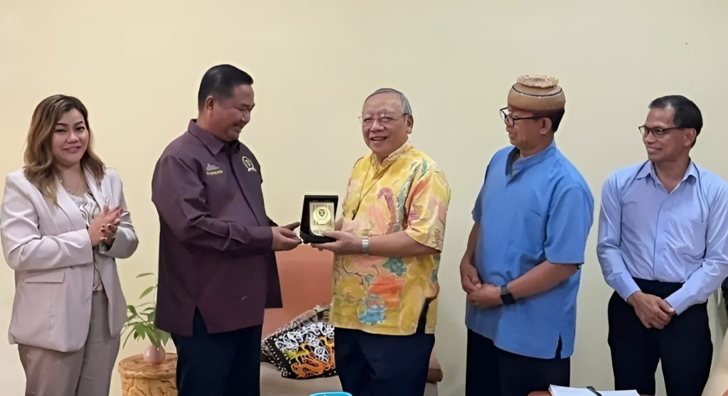 Ekti Imanuel Dorong Kolaborasi Lintas Agama di Kaltim