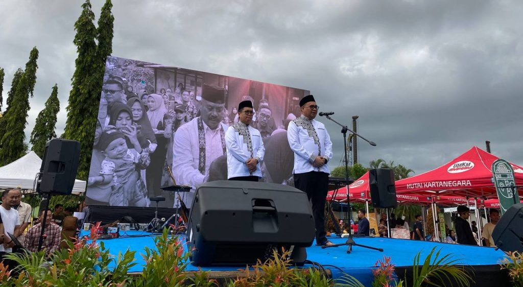Serah Terima Jabatan, Aulia-Rendi Tegaskan Siap Langsung Kerja