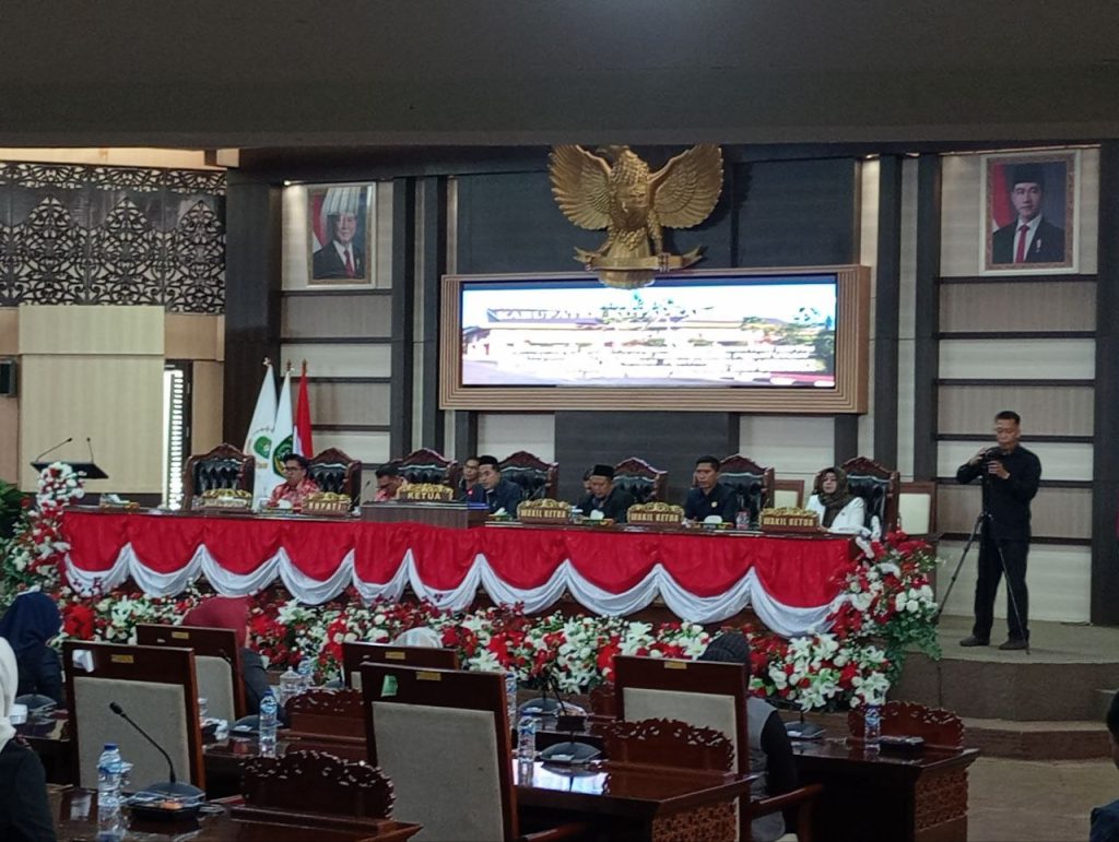 Rapat Paripurna Kukar Soroti Transparansi APBD 2024