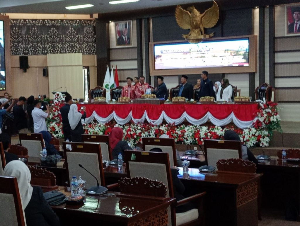 RPJMD dan Laporan Keuangan Kukar Dibahas dalam Paripurna DPRD