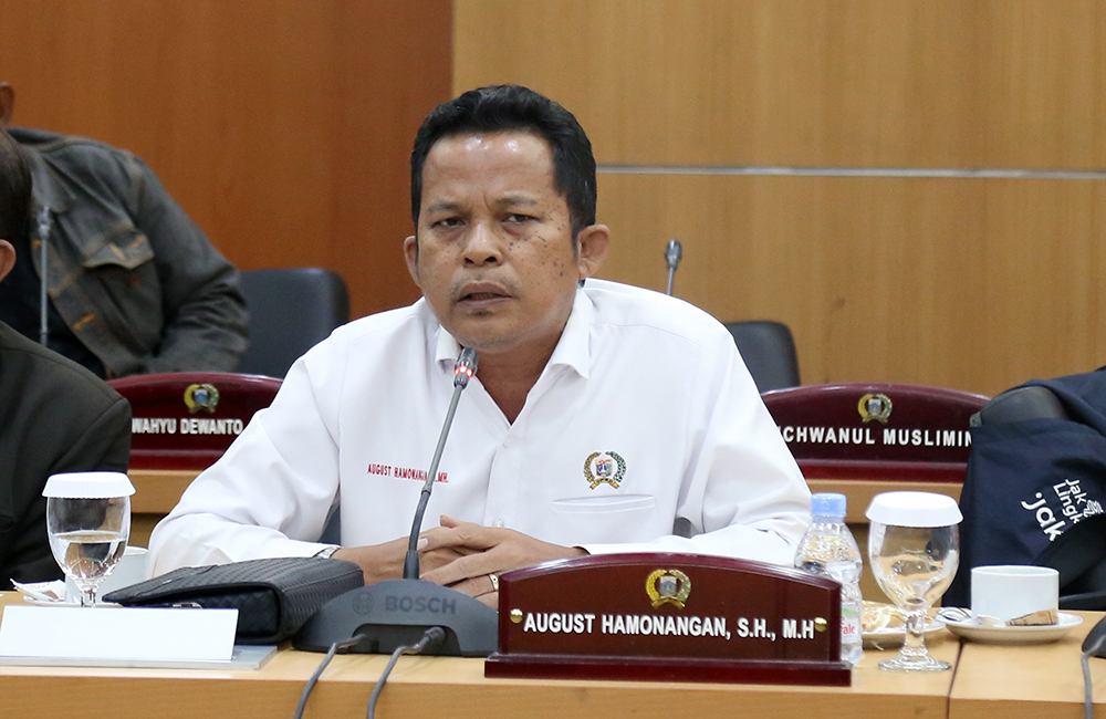 DPRD DKI Desak Relokasi Pasar Barito Ditunda