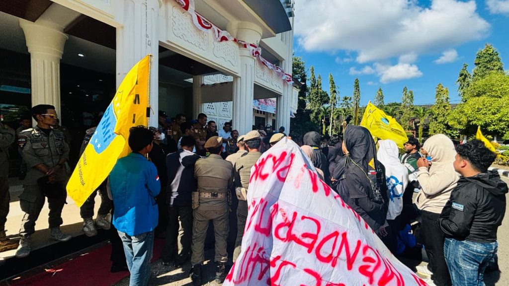 Mahasiswa Bone Desak Batalkan Kenaikan PBB-P2
