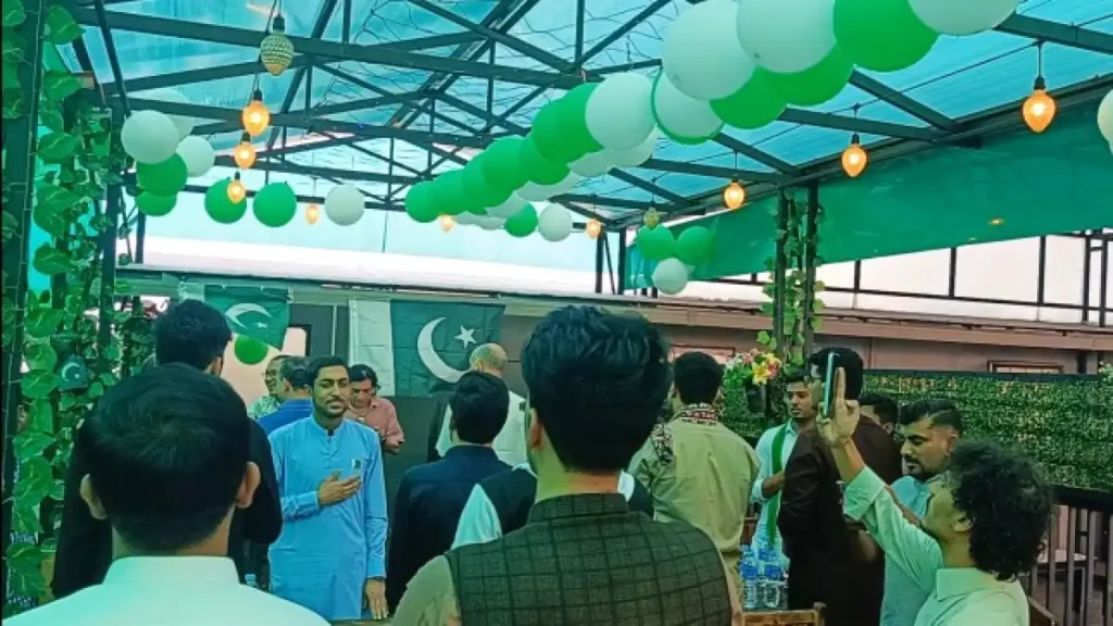 Diaspora Pakistan di Surabaya Rayakan Kemerdekaan