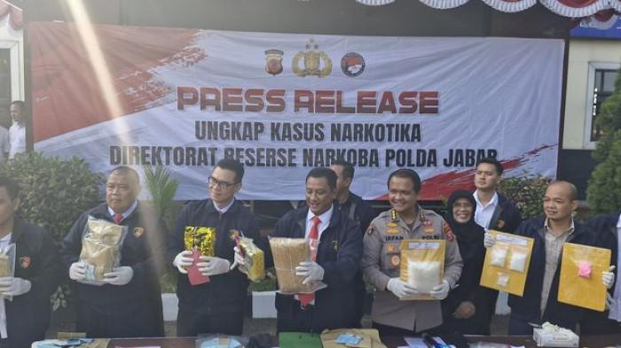 Polisi Gagalkan Peredaran 7 Kg Sabu di Jawa Barat