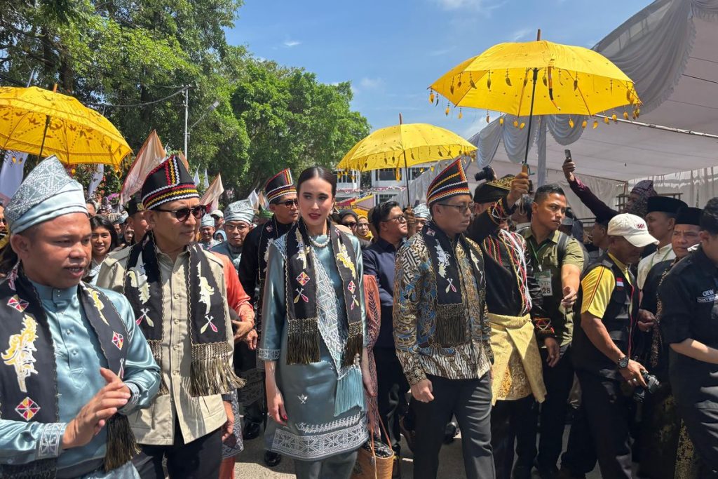 Menteri Pariwisata Buka Festival Pacu Jalur 2025 di Riau