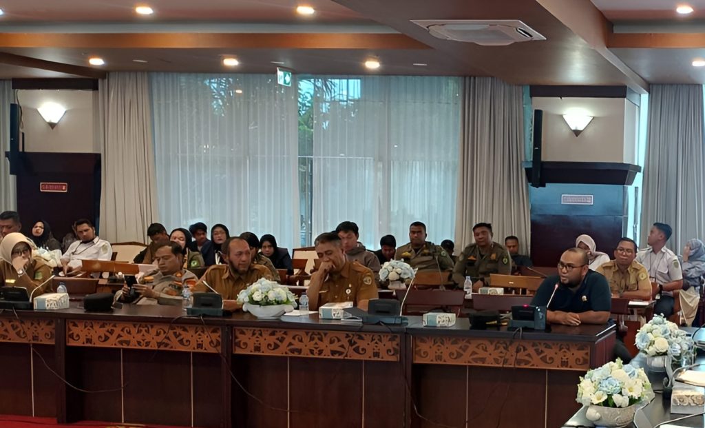 Giaz Minta Dishub Profesional Jadi Wasit Sengketa Tarif