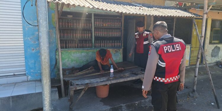 Dua Pemuda Mabuk Diamankan di Terminal Sampang