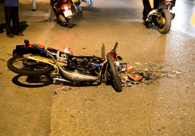 Terobos Lampu Merah, Dua Motor Tabrakan di BSD