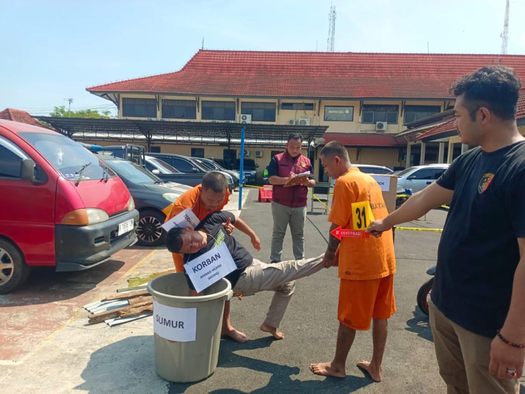 Rekonstruksi Pembunuhan Ahmad Mughni Digelar di Mapolres Batang