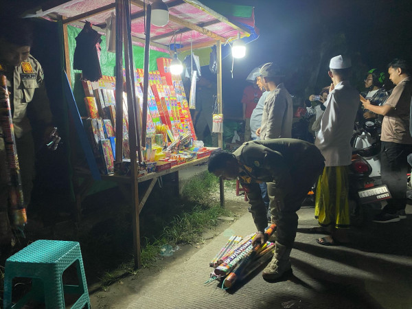 Pemkot Kukar Tegas Awasi Penjualan Petasan Menjelang Idulfitri