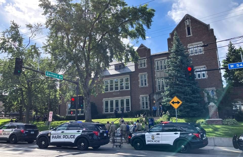 Penembakan Maut di Gereja Katolik Minneapolis, 2 Tewas 17 Luka