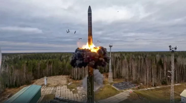 Putin Siapkan Rudal Hipersonik Dekat NATO