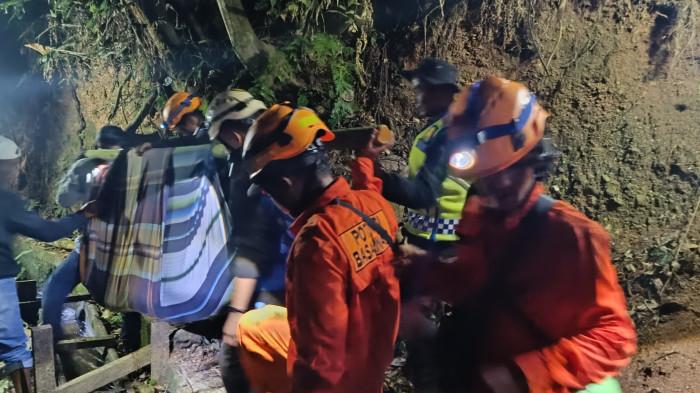 Mahasiswa KKN Hilang di Hutan Sumbar Ditemukan Selamat