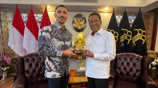 Suami Jedar Pilih Lepas WN Belanda, Jadi WNI