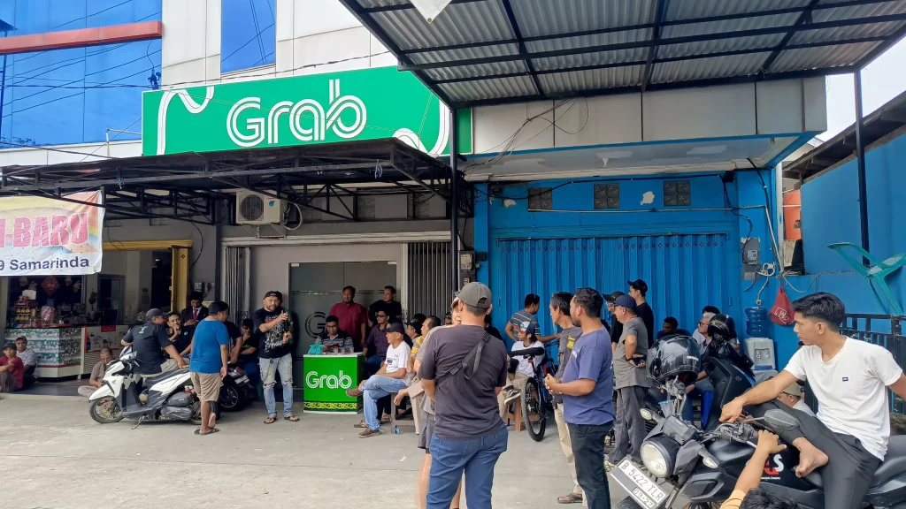 Tarif Tak Sesuai SK, Mitra Grab Gelar Aksi di Samarinda