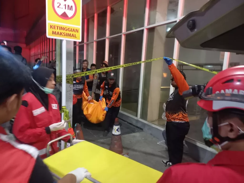 Pria Diduga Lompat dari Atap Go Mal Samarinda