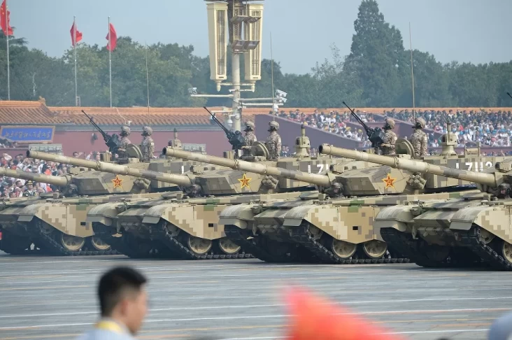 China Pamer Senjata Canggih di Parade Tiananmen