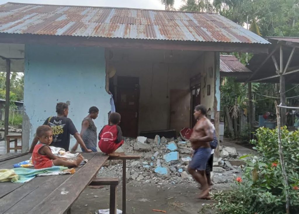 Gempa M 6,4 Guncang Sarmi, Pantai Timur Rusak Parah