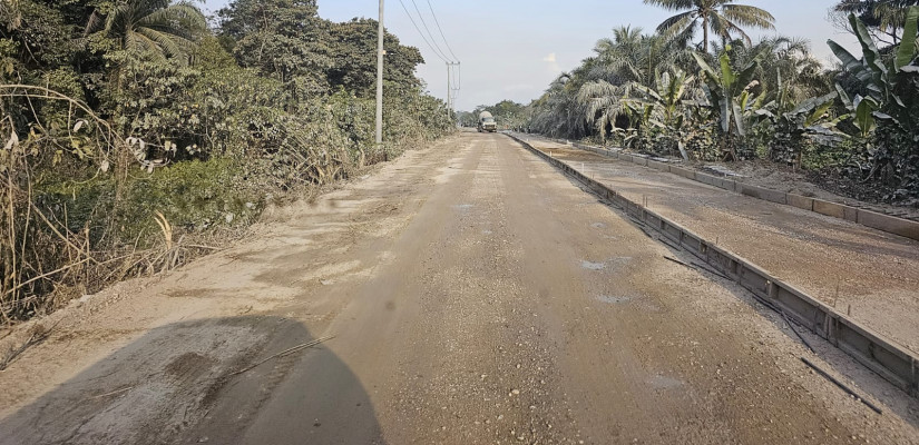 Pemkab Kukar Perbaiki Akses Jalan ke Kantor Camat Kota Bangun Darat