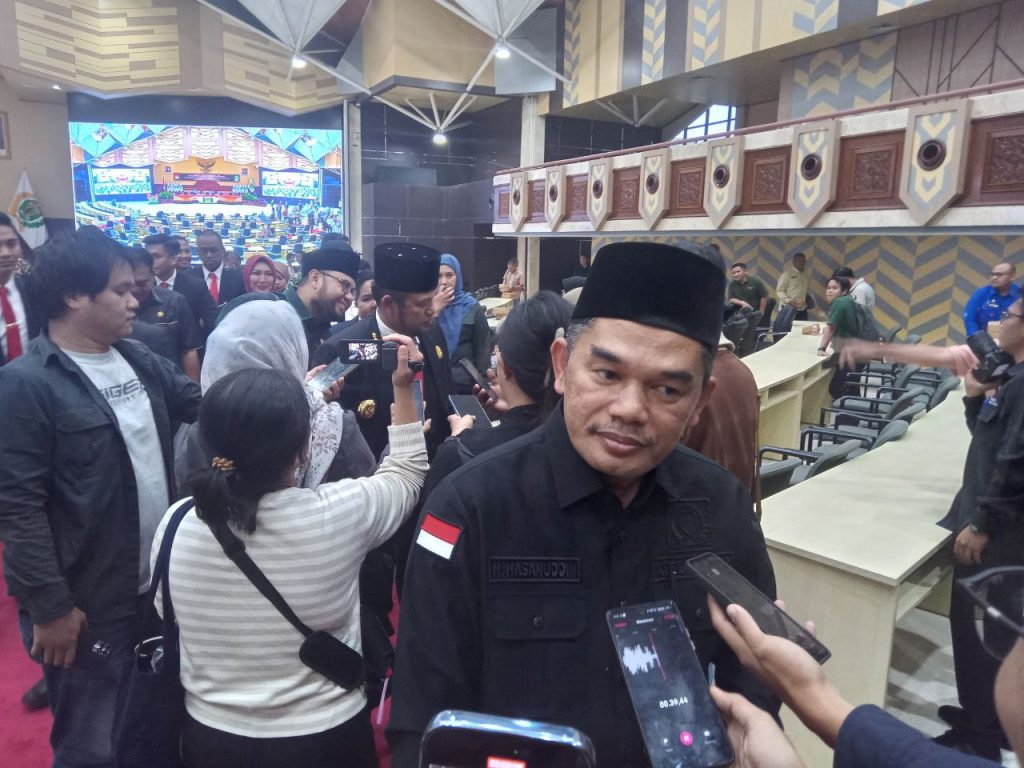 Hasanuddin Mas’ud Tegaskan Ranperda BUMD Harus Berdampak Nyata