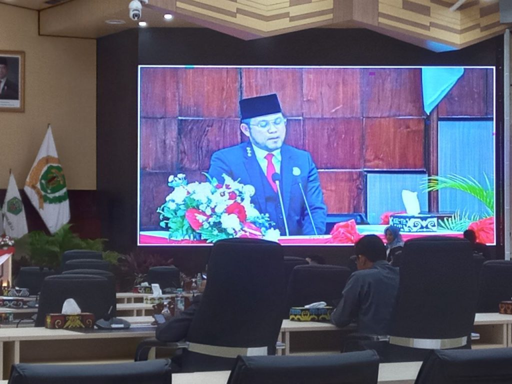 Rapat Paripurna DPRD Kaltim Soroti Peran BUMD untuk Ekonomi