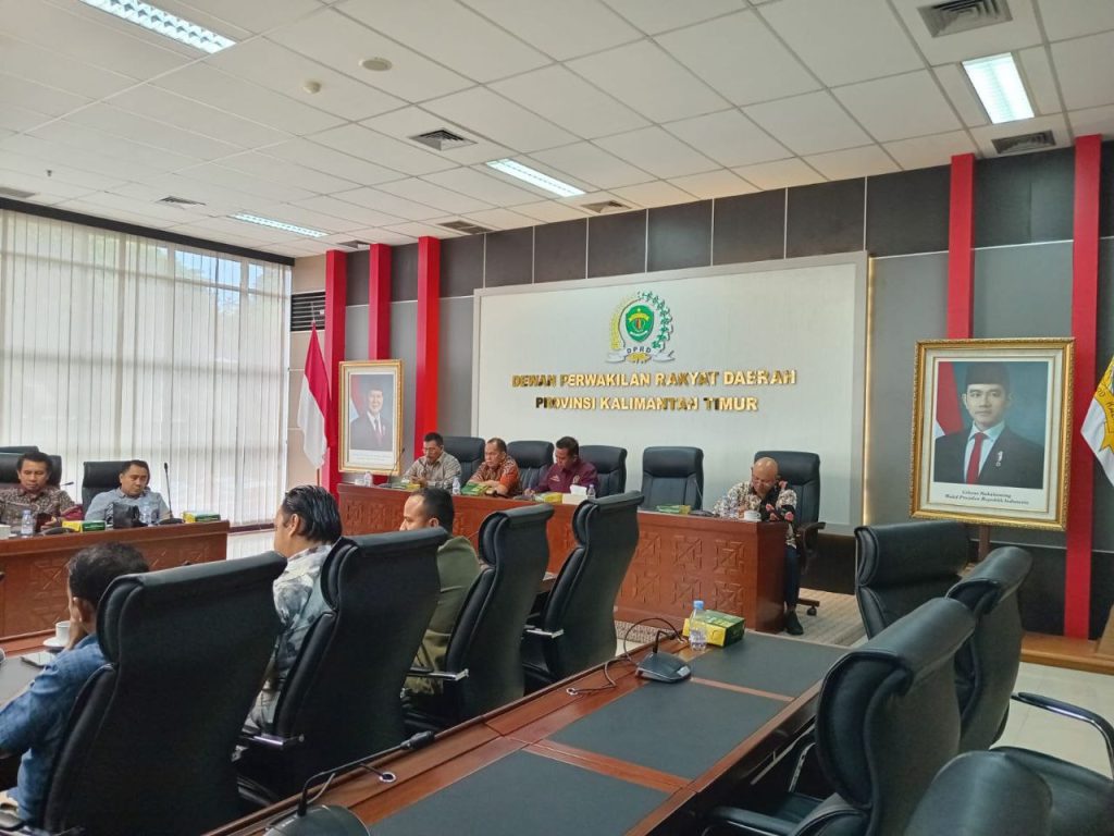 DPRD Kaltim Terima Konsultasi Pansus Plasma Sawit dan Tambang Ilegal