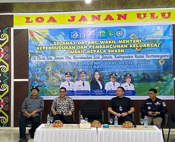 HARGANAS di Loa Janan Angkat Lansia Jadi Tamu Kehormatan