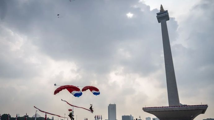 TNI Gelar Latihan Besar di Monas Sambut HUT ke-80 TNI